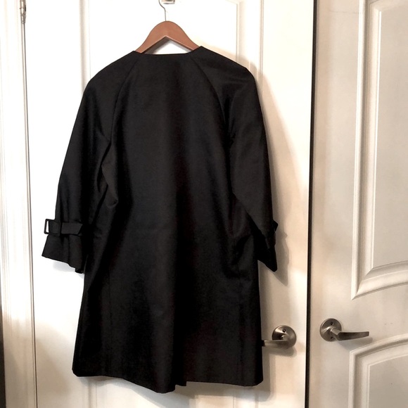 Shiny 3/4 sleeve satin look belted jacket size M - Picture 7 of 17